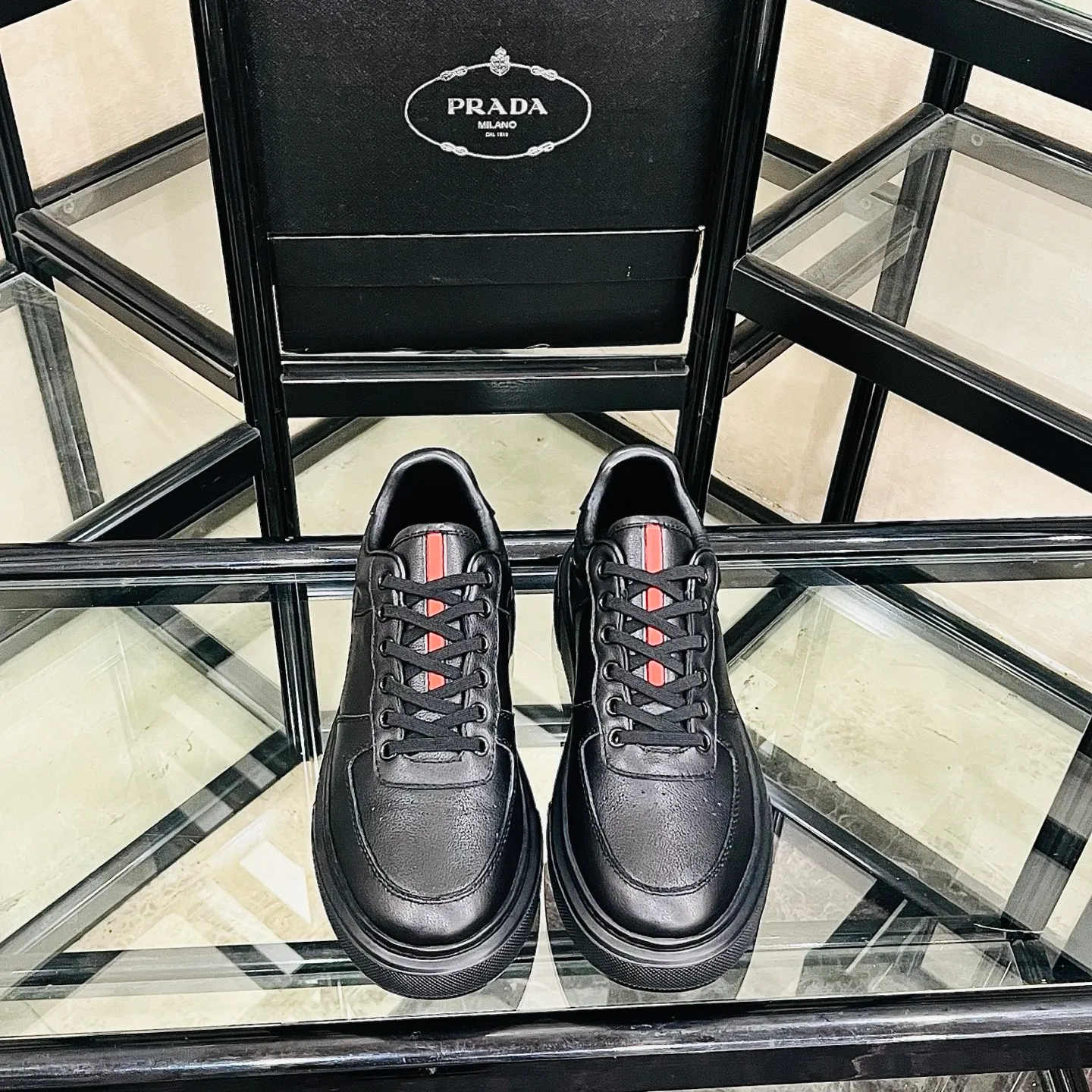 Men's shoes💰440 Prada/Prada Men's new casual shoes, this upper is made of imported calfskin + sheep lining! The outsole is made of non-slip sports foam and ultra-light, which feels good on the feet. It is a fashionable and stylish item!  Size: 38-44 (45 customized)